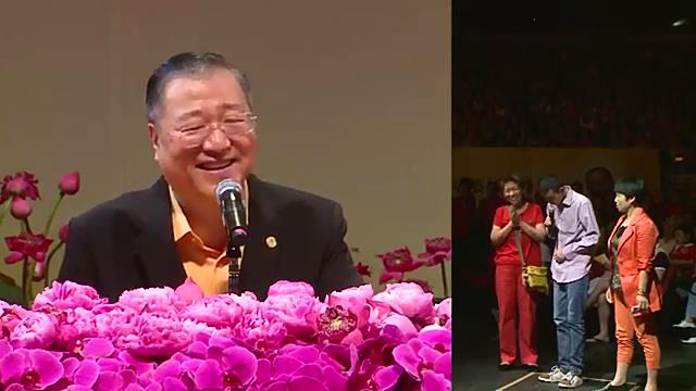 484 视频:师父加持自闭症男孩当场说话 承诺吃素念经 看到师父头上有光--20160703 香港