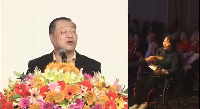 523 视频:轮椅女士 年轻时害人 同学亡故上身 师父加持当场腿脚发热--20160905 多伦多