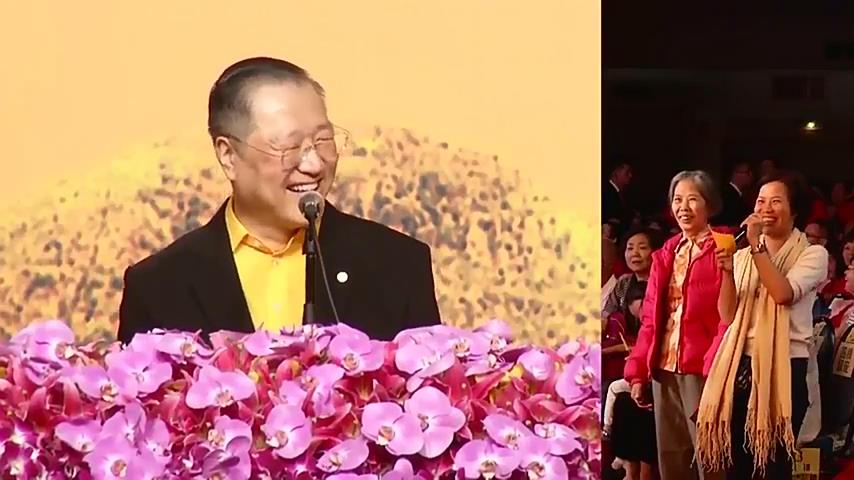 638 视频:腿脚冰凉的老妈妈许愿吃全素,师父当场加持发热;老人家不记仇,可长命百岁--20170826 吉隆坡