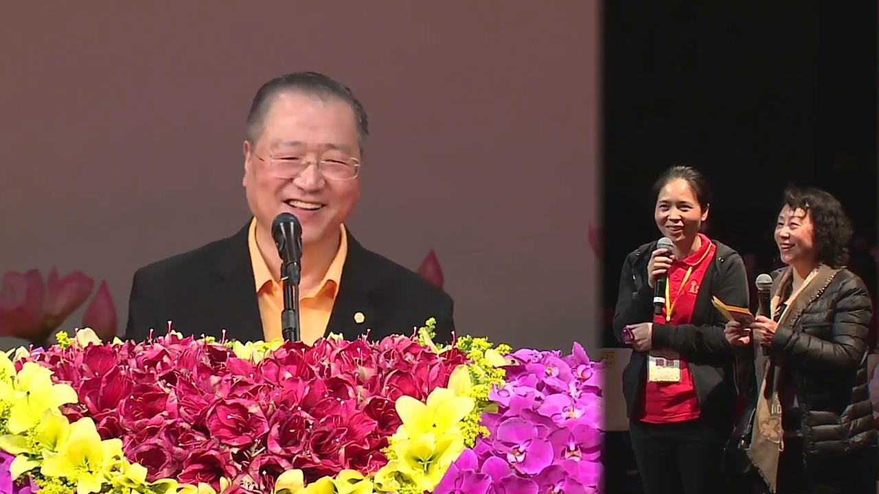 678 视频:女士亡母已超度上天,对女儿不满意,因其不够孝顺、年轻时恋爱不受母亲支持--20171001法国巴黎