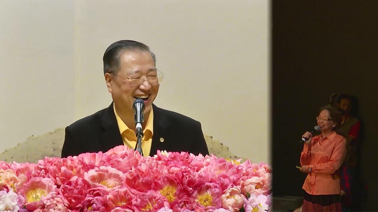 683 视频:女士爱儿子,小时候抱住不肯放,把老公抛弃了。儿子忧郁自闭,思维混乱;女士曾为儿子拼命求菩萨,观世音菩萨慈悲加持--20171112澳大利亚 墨尔本