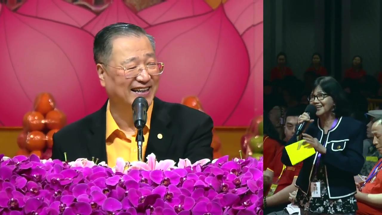 701 视频:儿子忧郁自闭,女士去年遭遇血光之灾,家族心脏病。命中两次婚姻--20180311印尼 雅加达