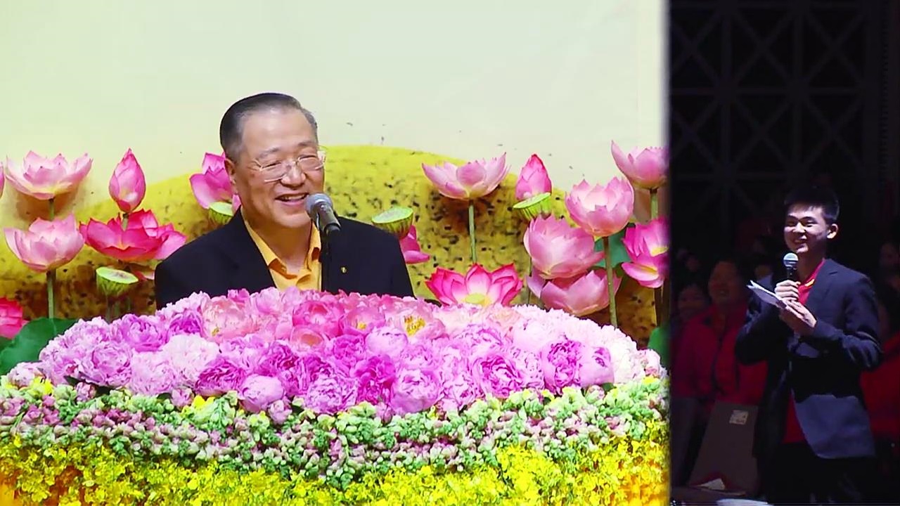 796 视频:男孩年纪轻轻,从小有担当,母亲出家,父亲已升天做天龙--20190609澳大利亚布里斯班