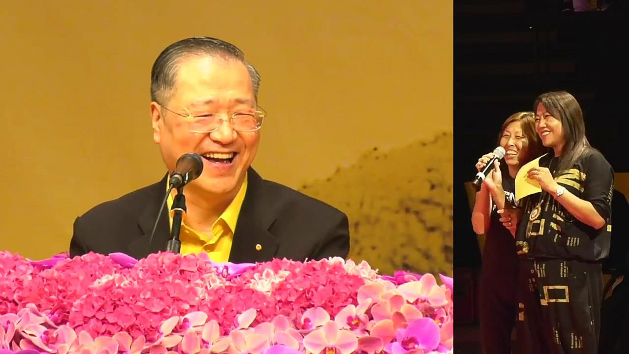 802 视频:师父精准图腾:女士最后两颗牙没了,情缘丰富,易忘却情伤--20190908 法国巴黎